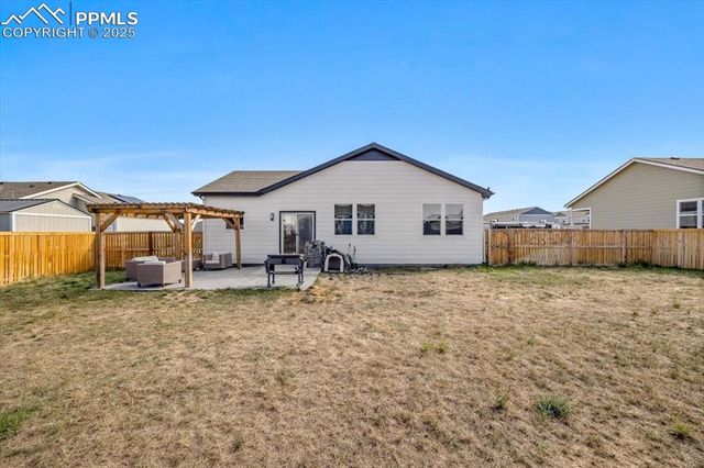 281 S 3rd Avenue, Deer Trail, CO 80105