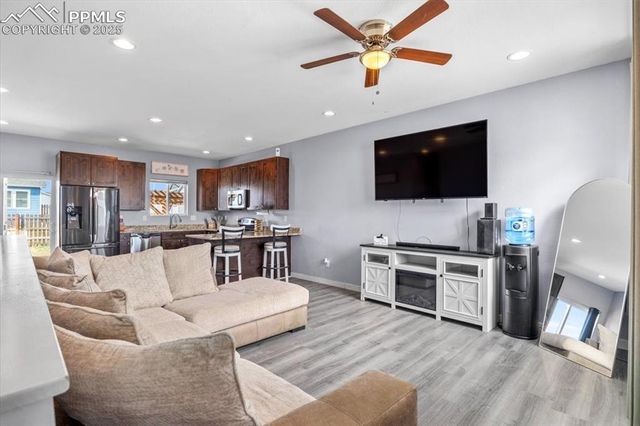 281 S 3rd Avenue, Deer Trail, CO 80105