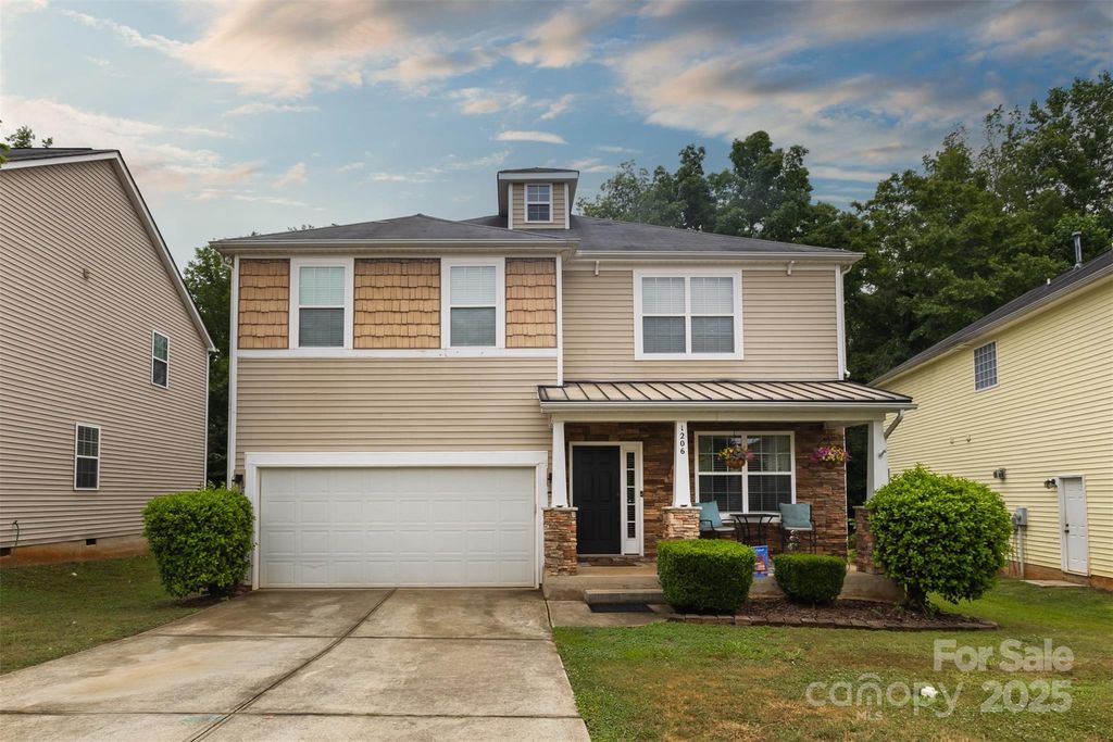 1206 Bottle Brush Lane, Harrisburg, NC 28075