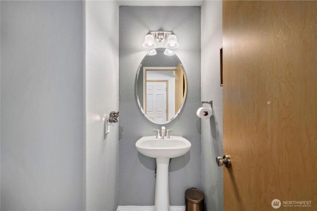 19506 207th Street Ct E, Orting, WA 98360