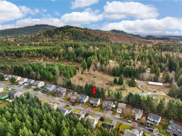 19506 207th Street Ct E, Orting, WA 98360