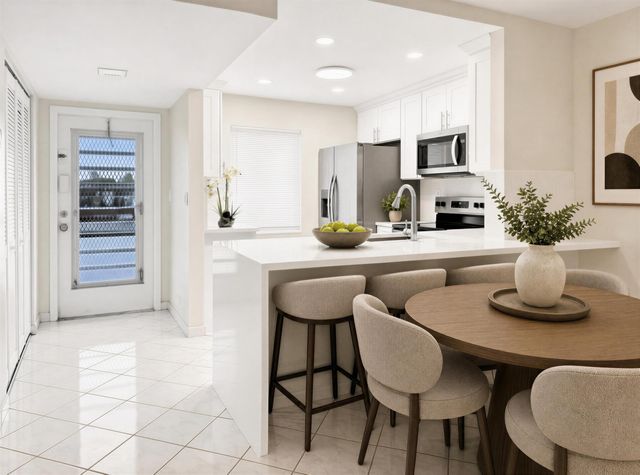 9272 SW 3RD Street 404, Boca Raton, FL 33428