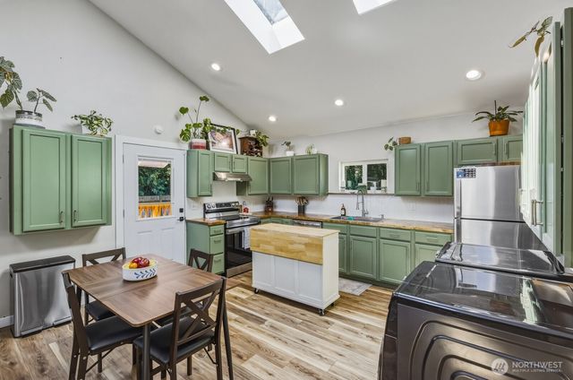 21108 119th Street NE, Granite Falls, WA 98252
