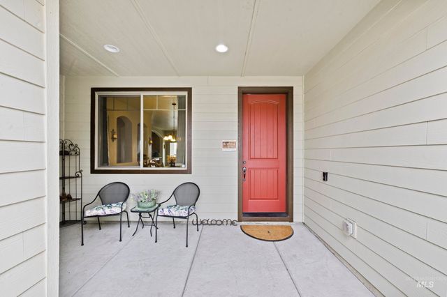 917 Silver Springs St, Middleton, ID 83644