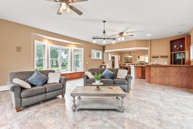 448 Union Street S, Mora, MN 55051