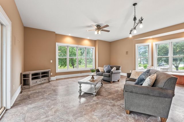 448 Union Street S, Mora, MN 55051