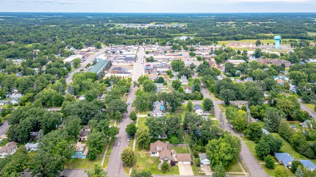 448 Union Street S, Mora, MN 55051