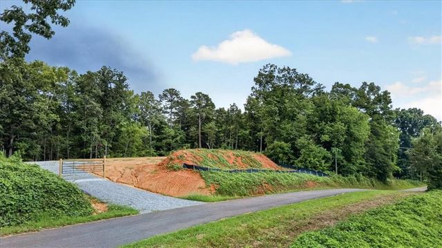 1395 Cowart Mountain Road, Jasper, GA 30143