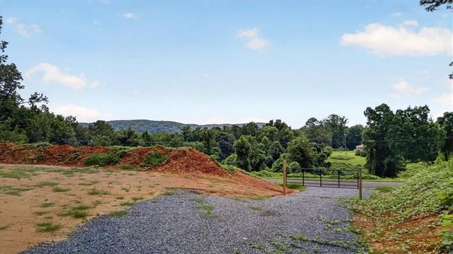1395 Cowart Mountain Road, Jasper, GA 30143