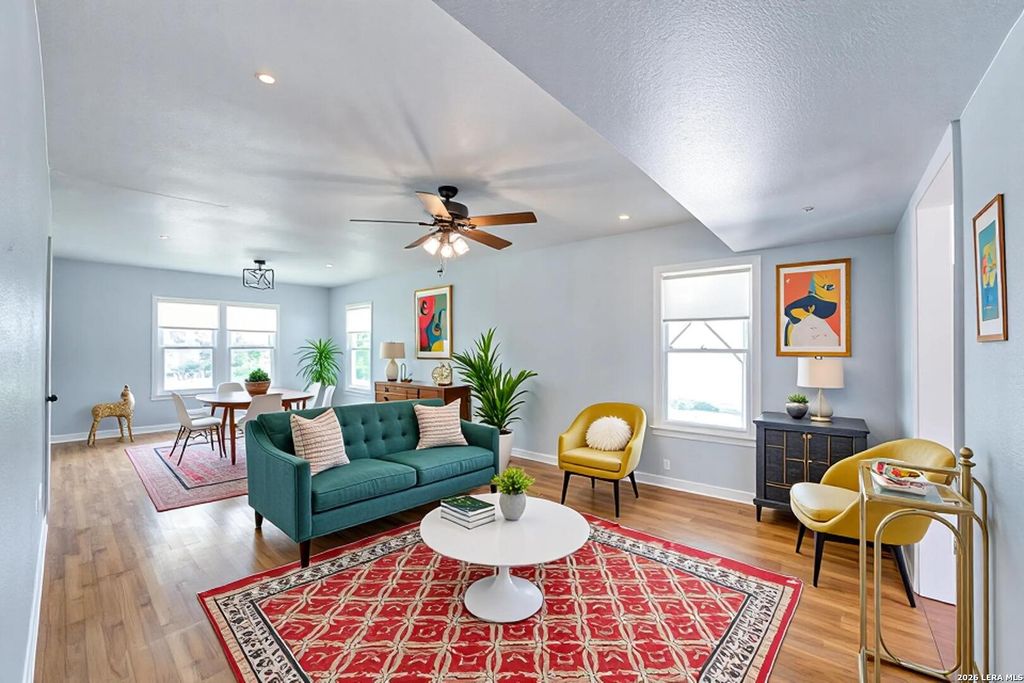 217 SEFORD DR, Terrell Hills, TX 78209