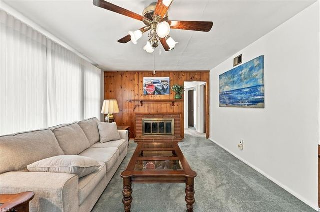 2113 Helsley AVE, Norfolk, VA 23518