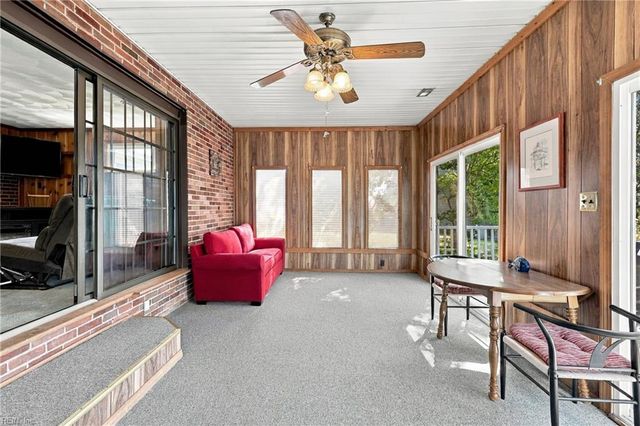 2113 Helsley AVE, Norfolk, VA 23518