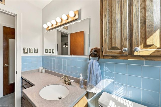 2113 Helsley AVE, Norfolk, VA 23518