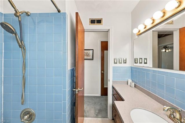 2113 Helsley AVE, Norfolk, VA 23518