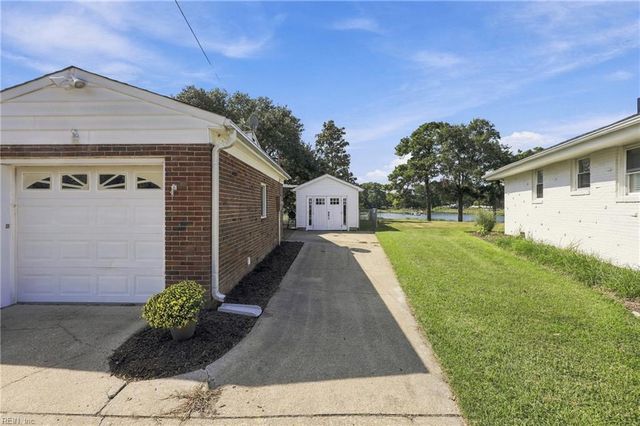 2113 Helsley AVE, Norfolk, VA 23518