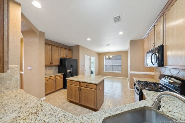 307 WING FLS, San Antonio, TX 78253