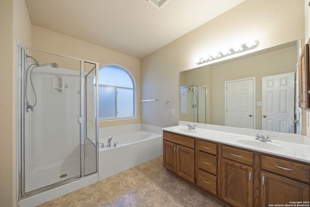 307 WING FLS, San Antonio, TX 78253