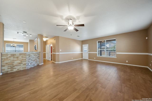 307 WING FLS, San Antonio, TX 78253