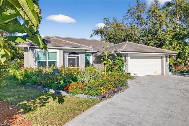 12756 Yacht Club CIR, Fort Myers, FL 33919