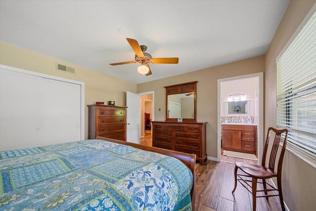 2462 CLEMATIS STREET, Sarasota, FL 34239