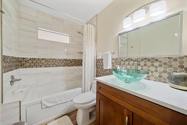 2462 CLEMATIS STREET, Sarasota, FL 34239