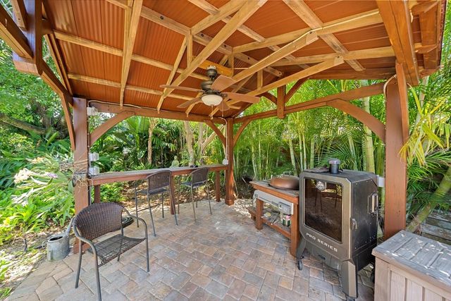 2462 CLEMATIS STREET, Sarasota, FL 34239