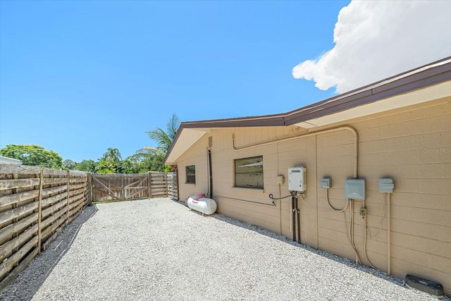 2462 CLEMATIS STREET, Sarasota, FL 34239