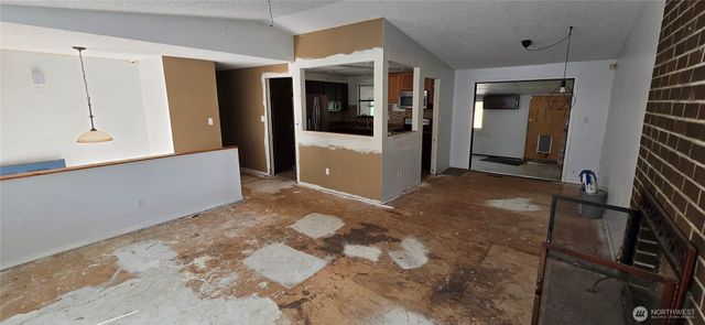 5626 S Gove Street, Tacoma, WA 98409