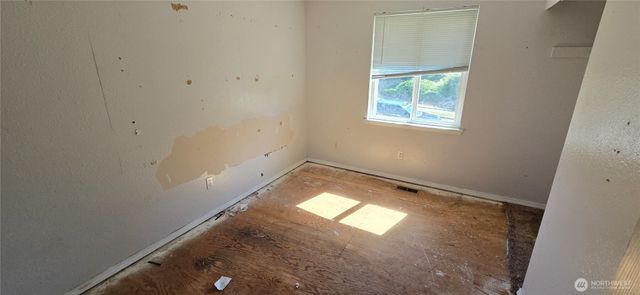 5626 S Gove Street, Tacoma, WA 98409