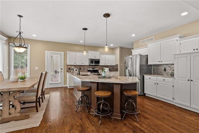 7817 W 147 Terrace, Overland Park, KS 66223