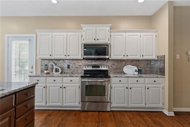 7817 W 147 Terrace, Overland Park, KS 66223