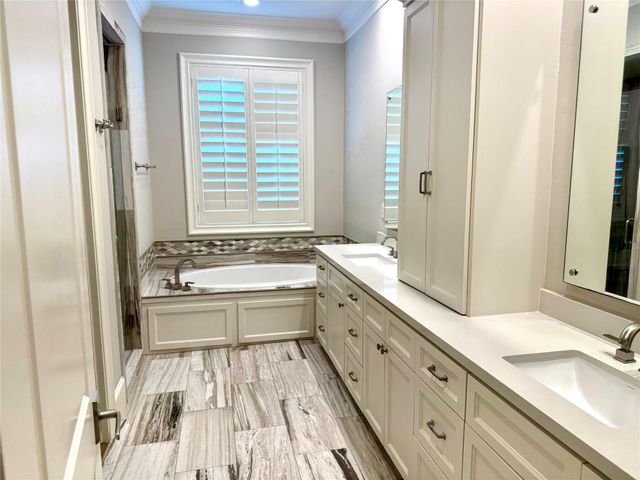 5327 Paseo Caceres Drive, Houston, TX 77007