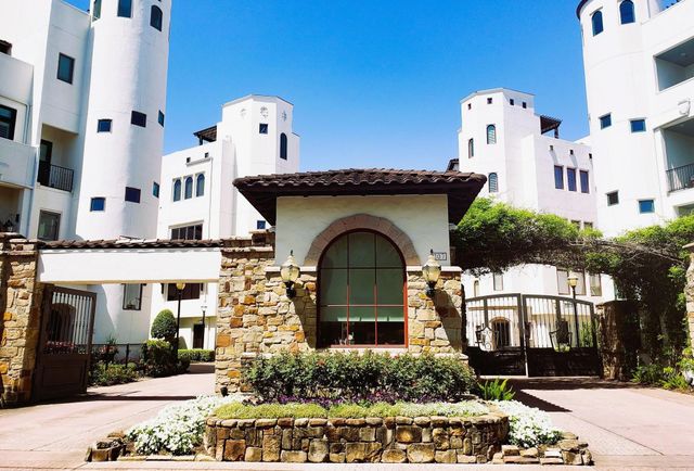 5327 Paseo Caceres Drive, Houston, TX 77007