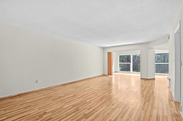 225 COUNTRY CLUB DRIVE D238, Largo, FL 33771