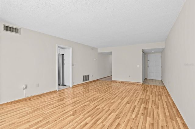 225 COUNTRY CLUB DRIVE D238, Largo, FL 33771