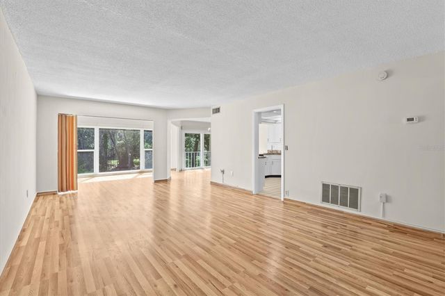 225 COUNTRY CLUB DRIVE D238, Largo, FL 33771