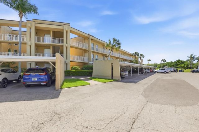 225 COUNTRY CLUB DRIVE D238, Largo, FL 33771