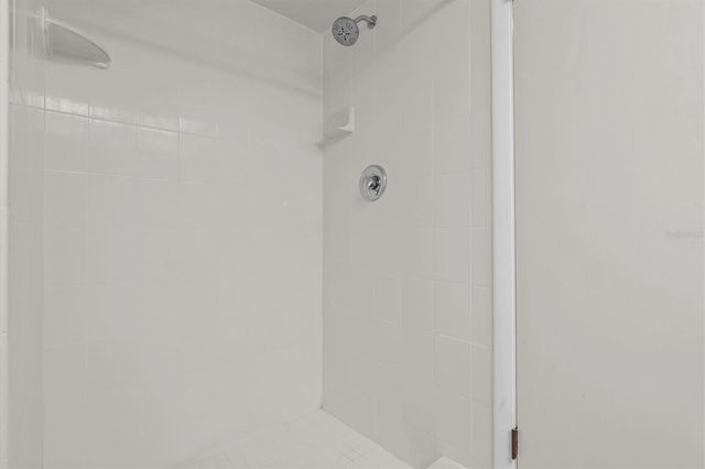 225 COUNTRY CLUB DRIVE D238, Largo, FL 33771