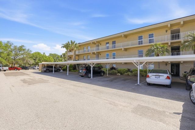 225 COUNTRY CLUB DRIVE D238, Largo, FL 33771