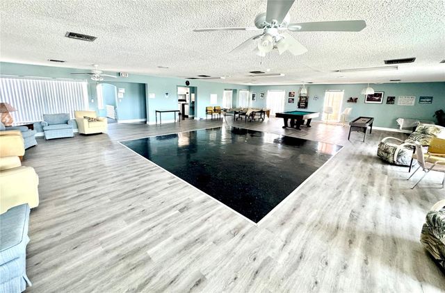 225 COUNTRY CLUB DRIVE D238, Largo, FL 33771