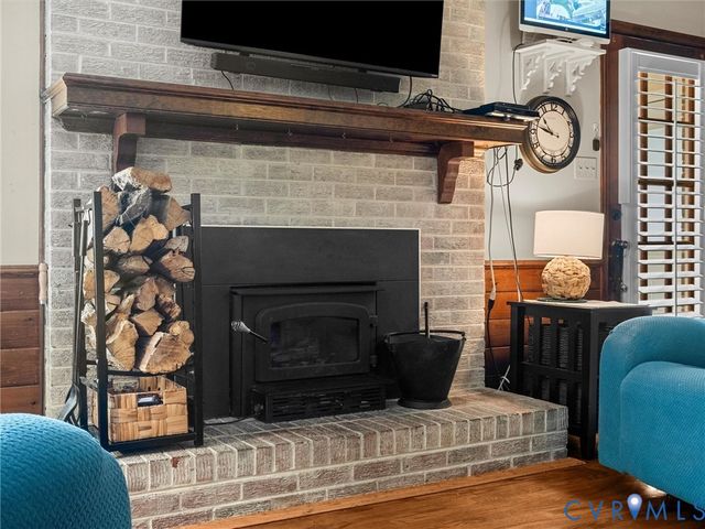 11551 Teterling Rd, Chester, VA 23831