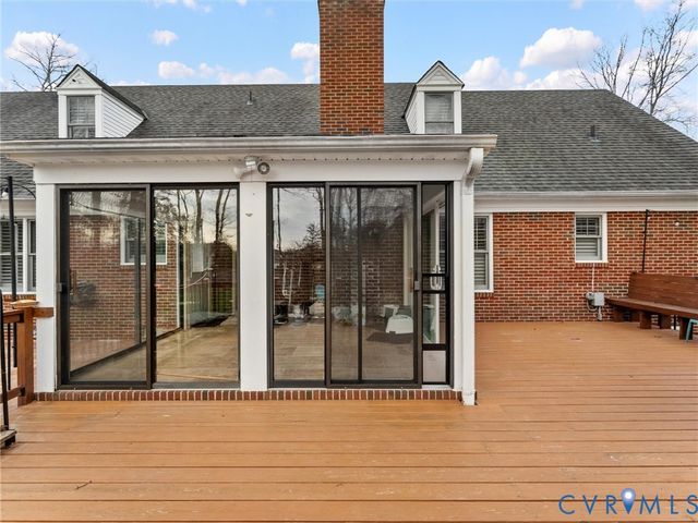 11551 Teterling Rd, Chester, VA 23831