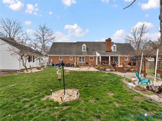 11551 Teterling Rd, Chester, VA 23831