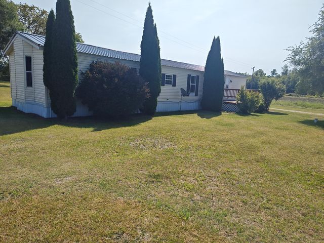 4829 S Derby Road, Sidney Twp, MI 48885