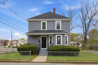 17 Tuckers Ct, Peabody, MA 01960