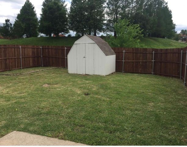 2210 Elm Falls Place, Mesquite, TX 75181