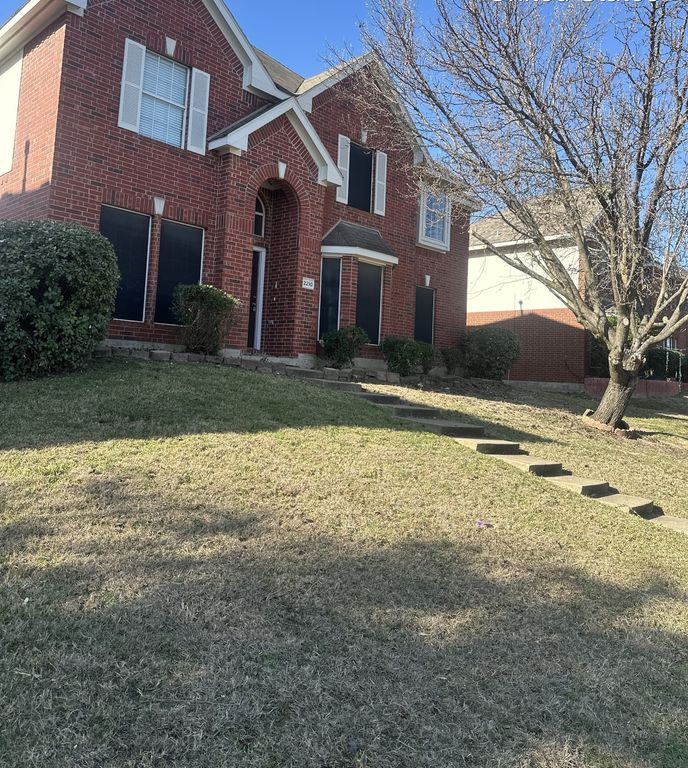 2210 Elm Falls Place, Mesquite, TX 75181