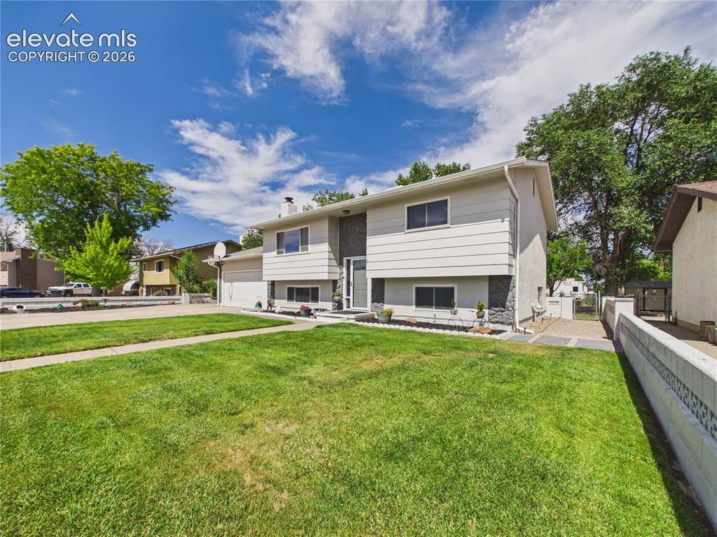 1256 20 1/2 Lane, Pueblo, CO 81006 — photo 3