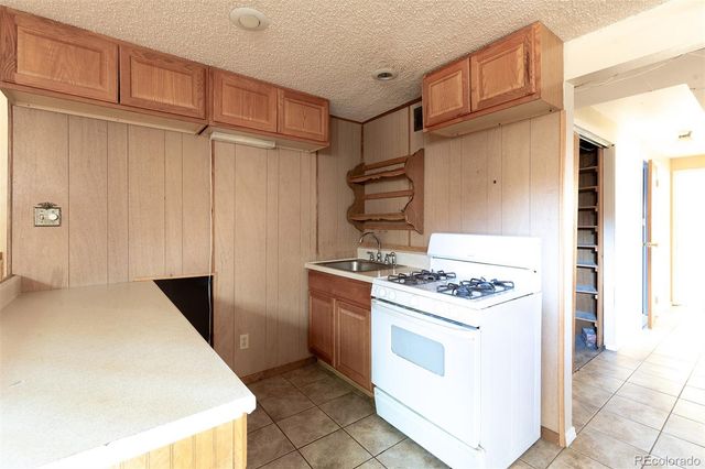 1443 Acacia Drive, Colorado Springs, CO 80907