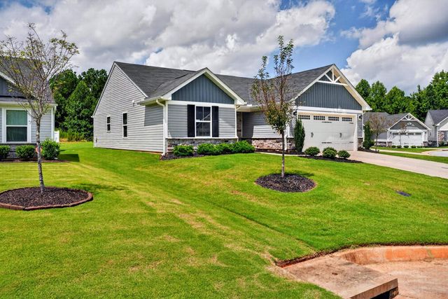 2271 Hemming Way, Boiling Springs, SC 29316